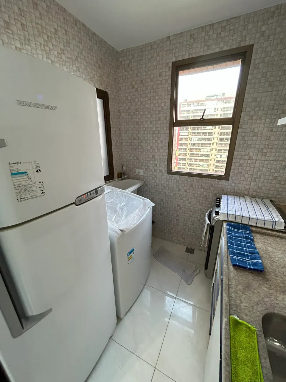 Furnished apartment with 2 bedrooms and 2 parking spaces — photo 12