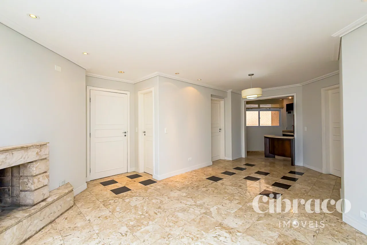 Apartamento de 3 dormitorios con 205 m² y balcón — photo 3