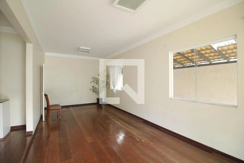 6-bedroom house with 4 en-suite suites and 600 m² — photo 33