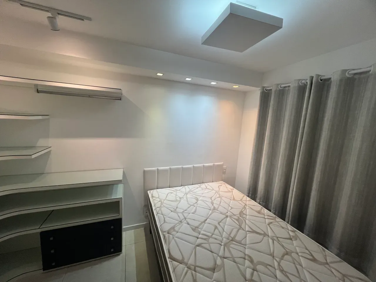 Мебльована квартира 46 м² з 1 спальнею-сюїтом — photo 8