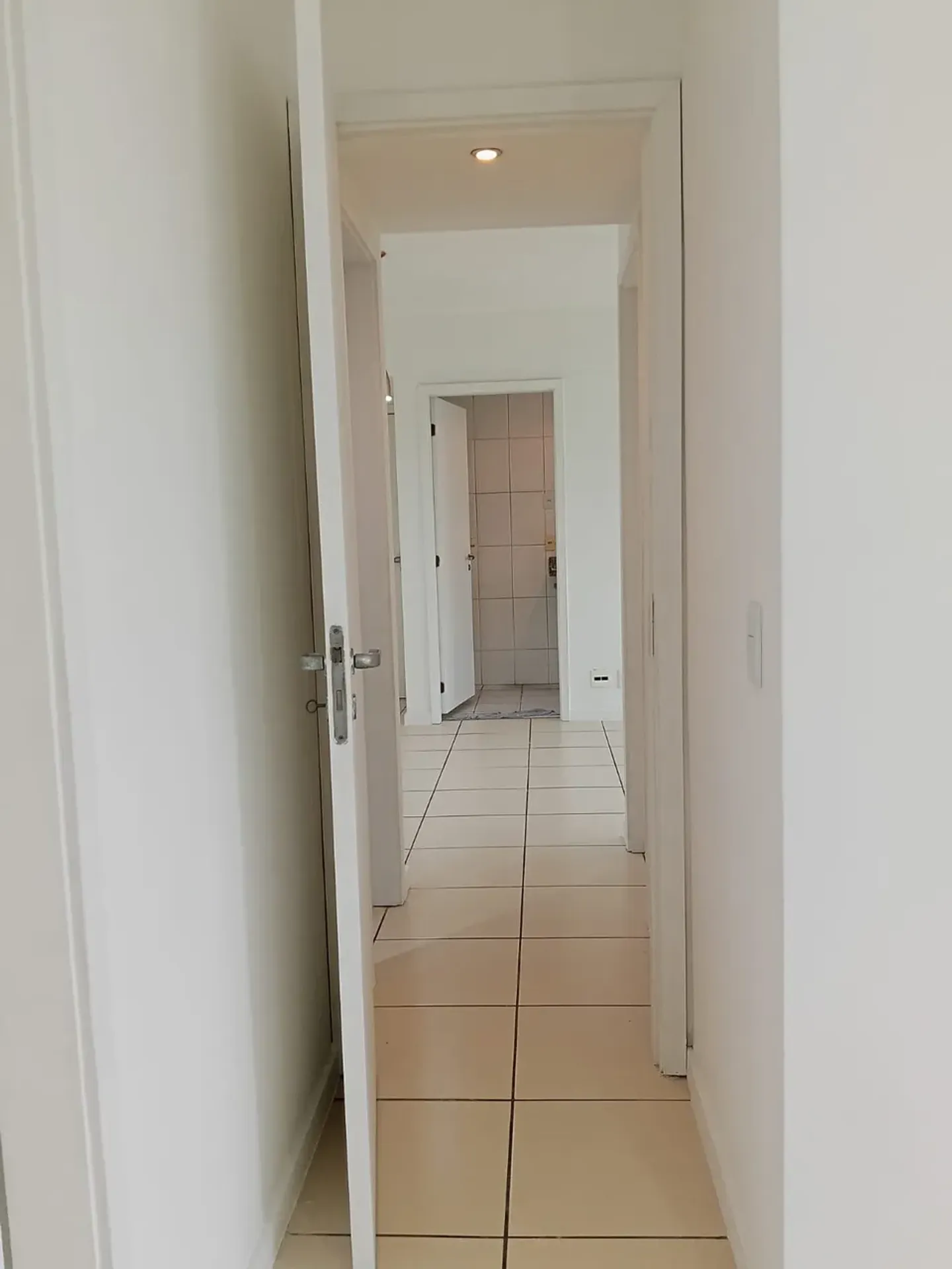 Балкон з грилем та 2 спальні: квартира 60 м² — photo 14