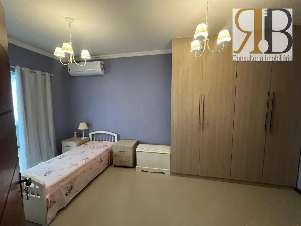 4-bedroom house with 5 bathrooms, 400 m² — photo 11