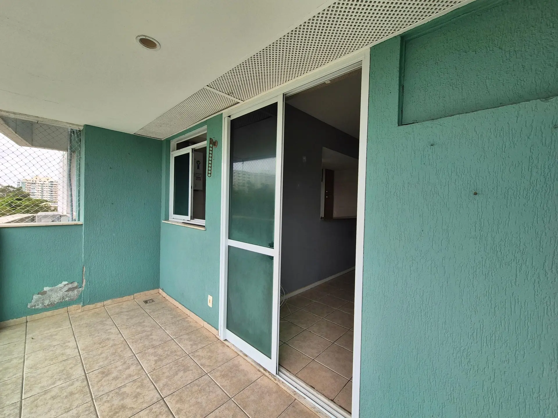 2-bedroom apartment with open-plan kitchen — photo 5