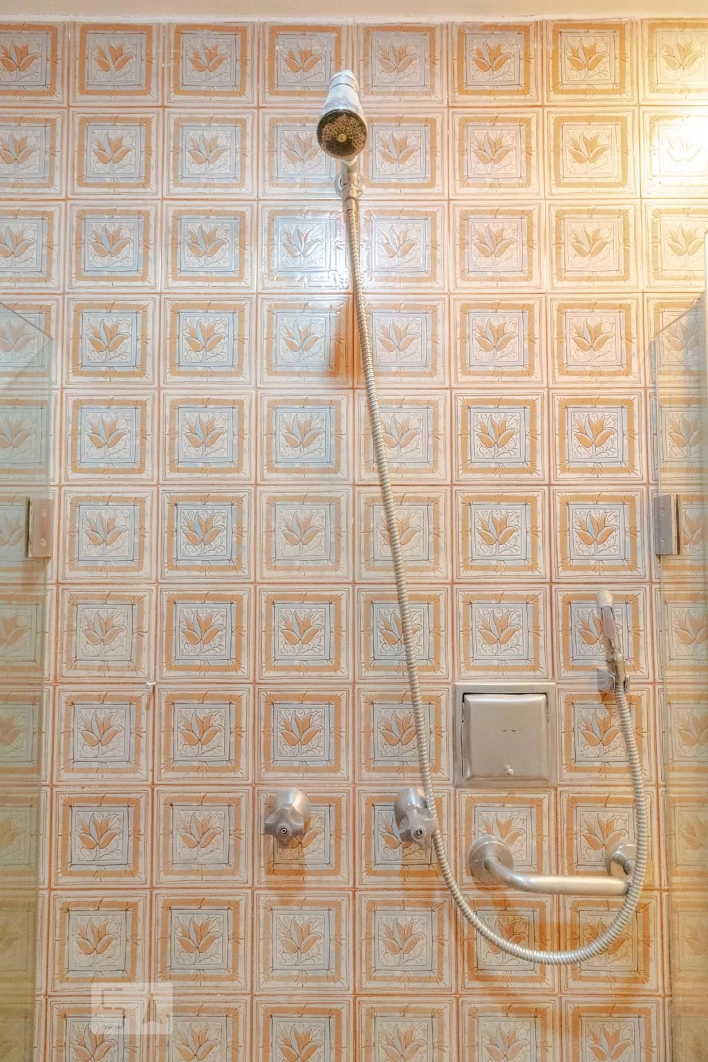 Apartment, 200 m², with a bathtub — photo 36