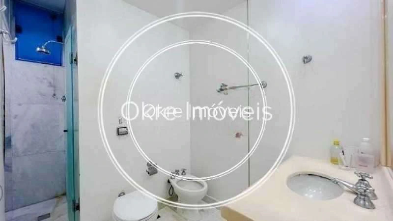 300 m² apartment with 4 bedrooms and 4 bathrooms — photo 10