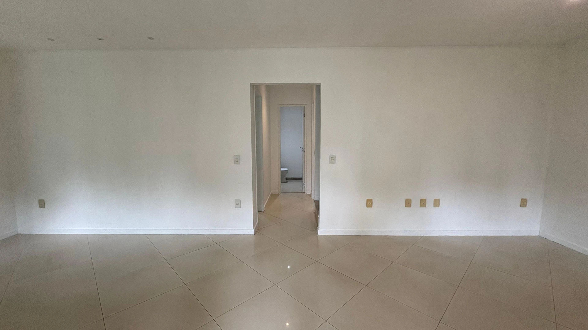 House, 188 m², with a jacuzzi — photo 21