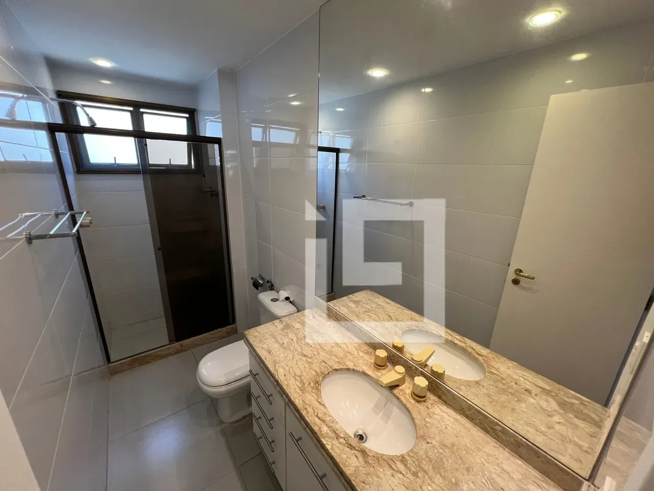 3-bedroom apartment with a home office in Rio de Janeiro — photo 11