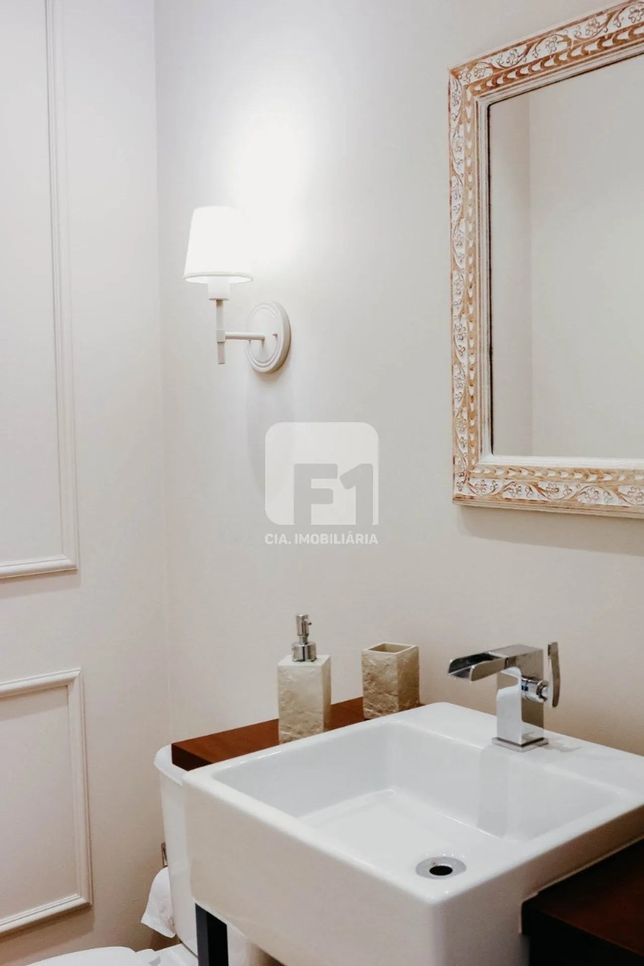 3-bedroom apartment with a private pool in Florianópolis — photo 51