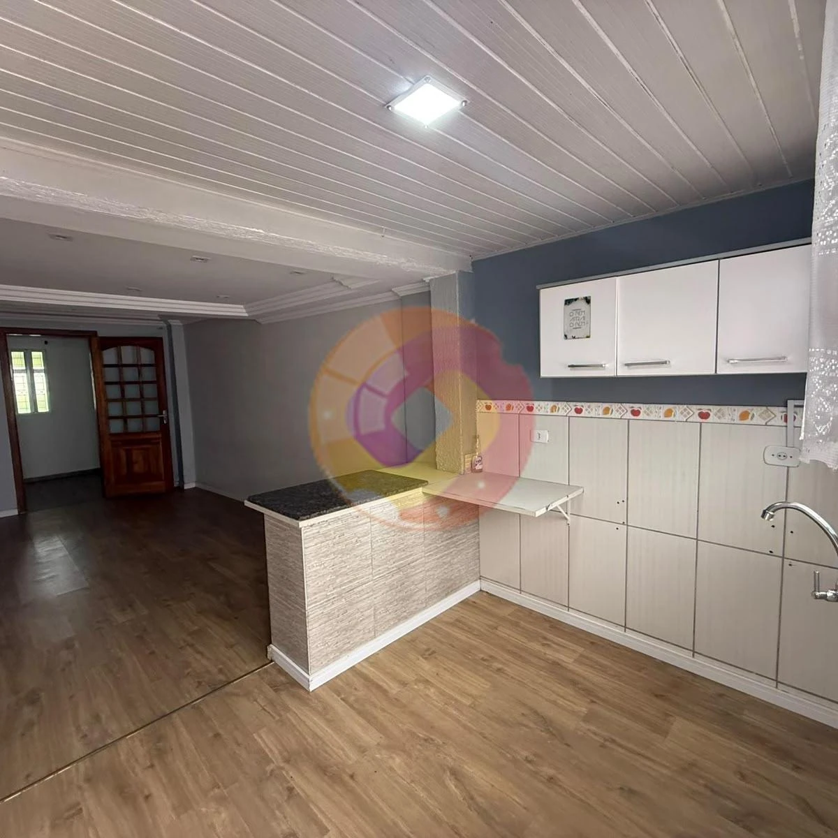 One-bedroom, 50 m² house in Curitiba — photo 2