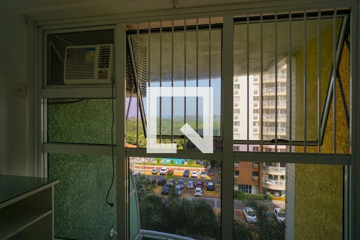 Apartamento sem mobília com 2 quartos e varanda fechada — photo 6