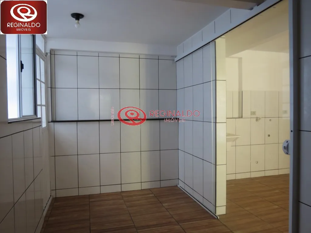 House with 2 bedrooms, 1 bath and 1 parking space — photo 19