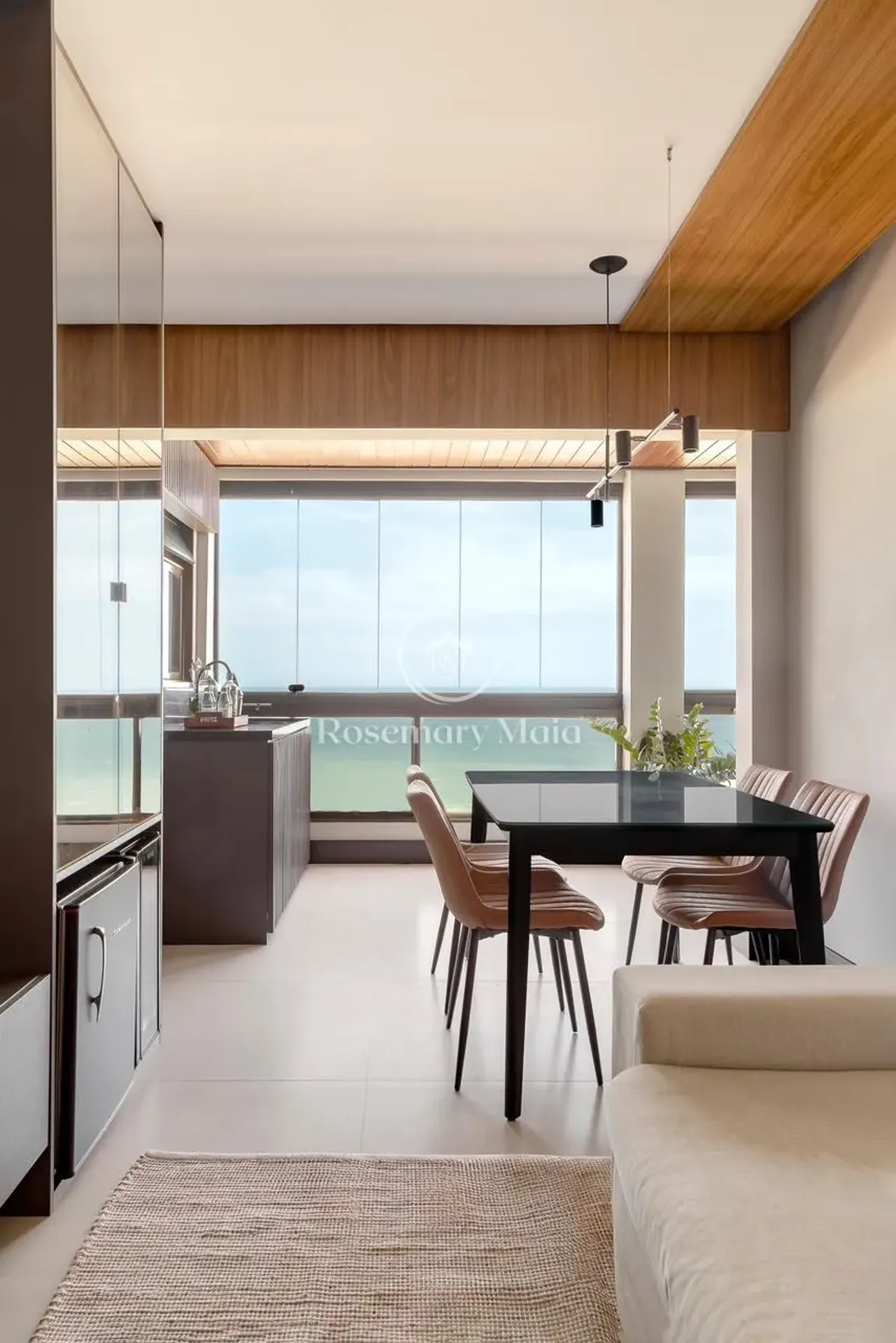 One-bedroom apartment with a water view in Rio de Janeiro — photo 11