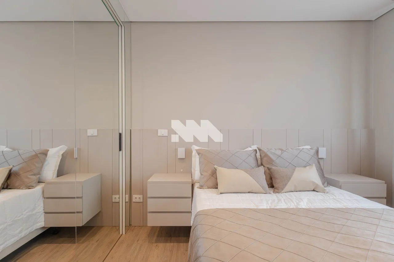 Furnished 1-bedroom apartment with open-plan kitchen — photo 10