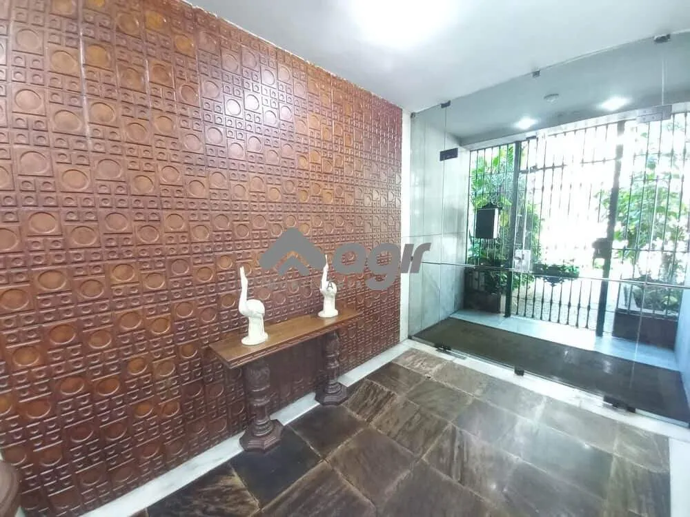 4-bedroom apartment with balcony and 2 parking spots — photo 29