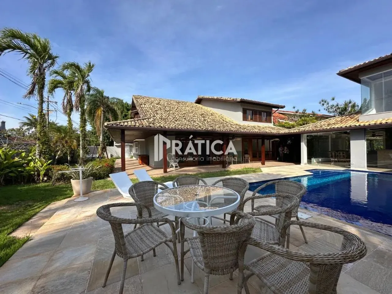 House with 5 bedrooms and 5 bathrooms, balcony grill — photo 9