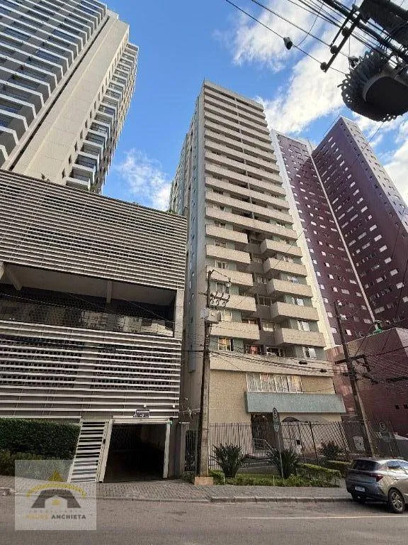 Furnished 1-bedroom apartment with a private BBQ area — photo 35