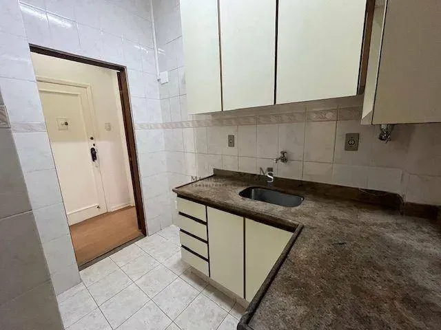 Робоче місце та 1 спальня: квартира 60 м² — photo 6