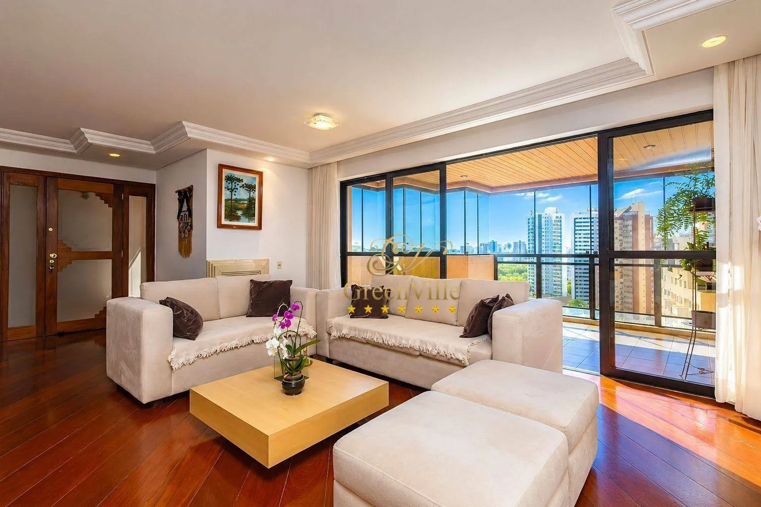 264 m² apartment with 4 bedrooms and 2 suites — photo 8