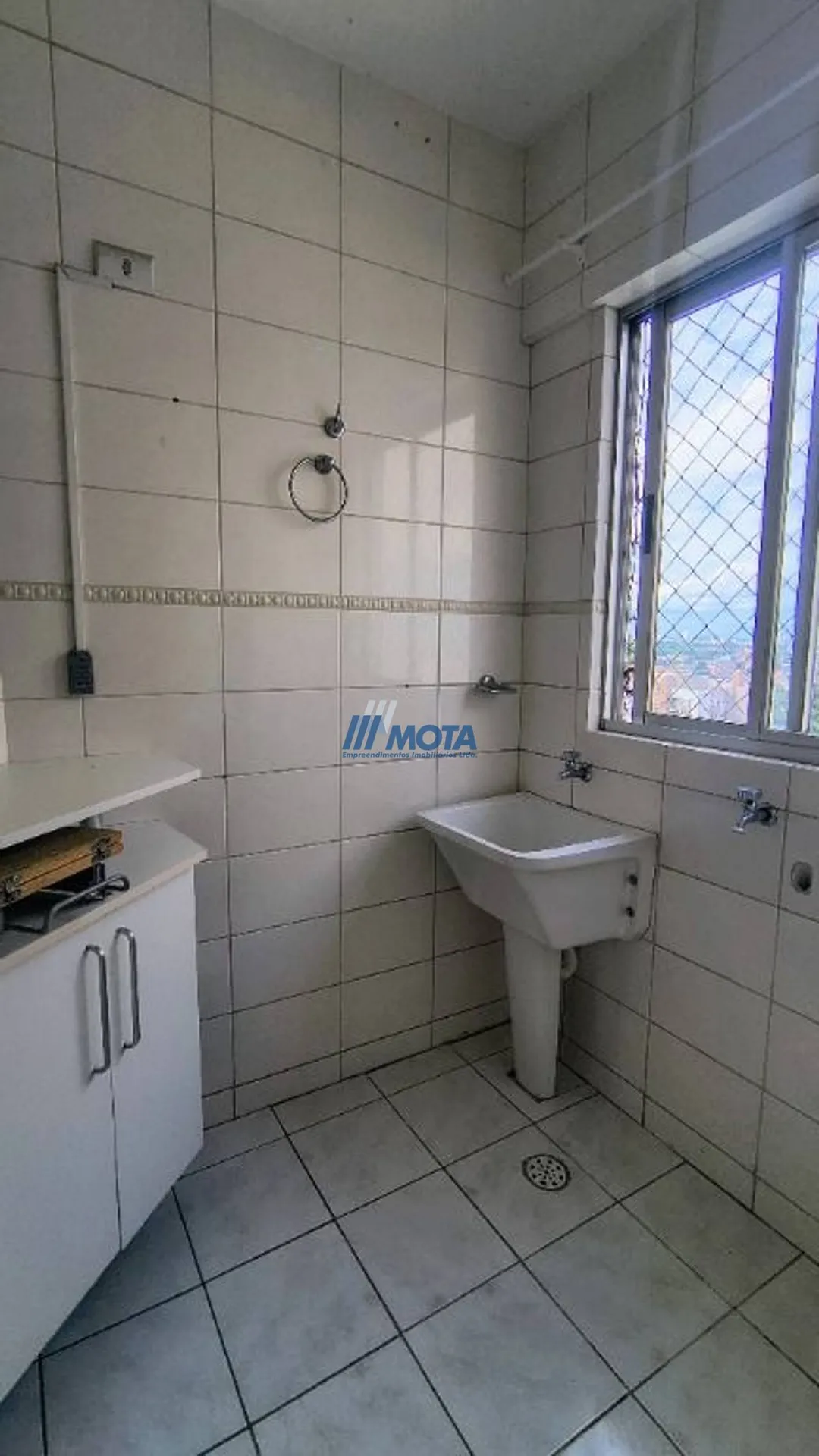 3-bedroom apartment with a private BBQ — photo 45