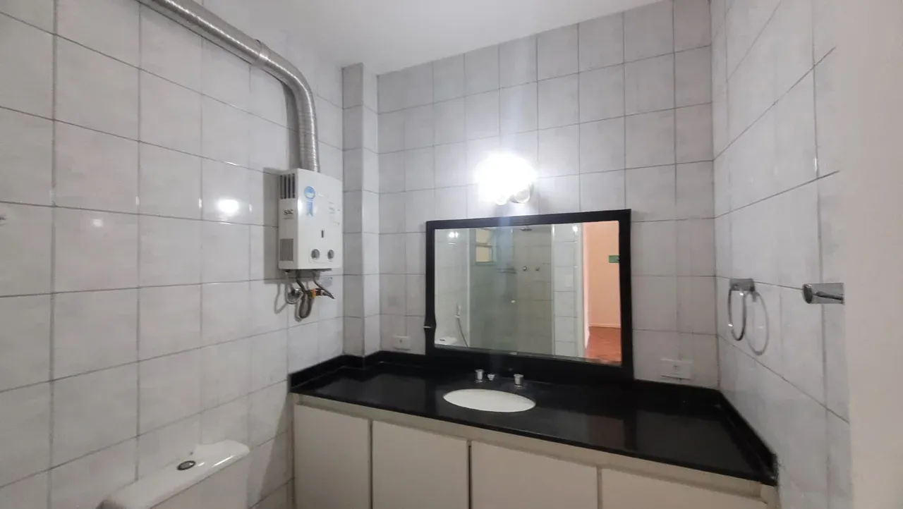 78 m² apartment with 2 bedrooms and 2 bathrooms — photo 26