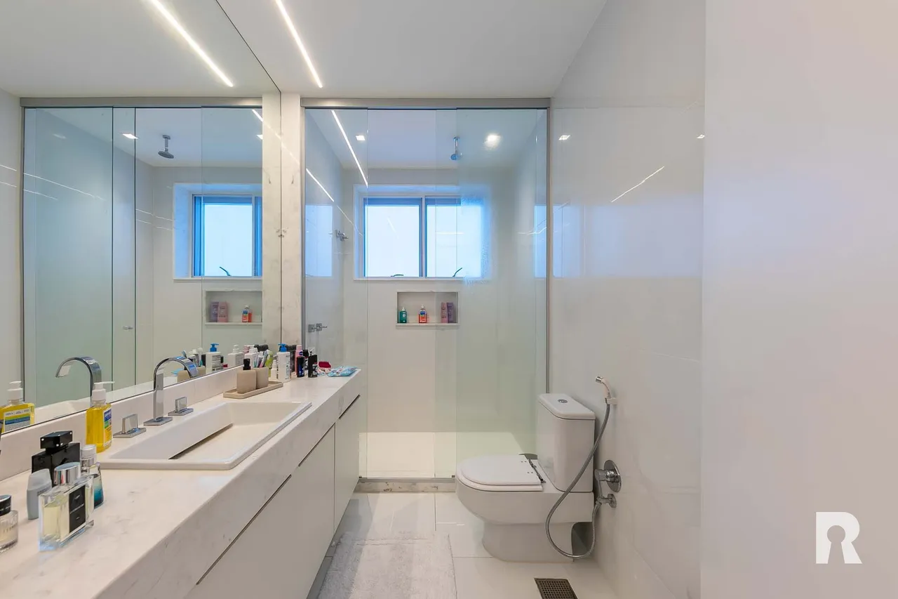 Apartamento mobiliado com cozinha integrada e 5 suítes — photo 15