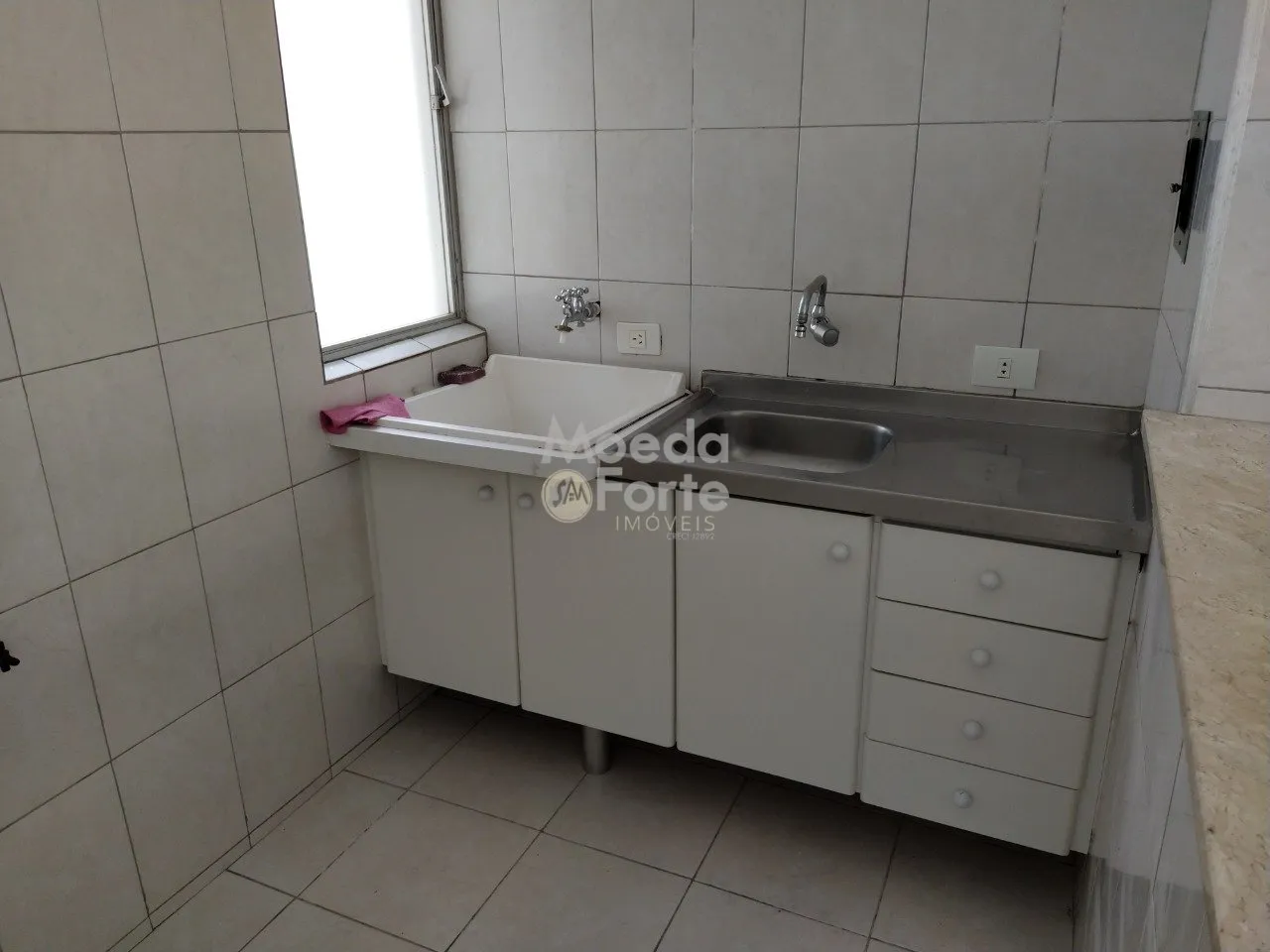 Unfurnished studio on the 5th floor with gas heater — photo 9