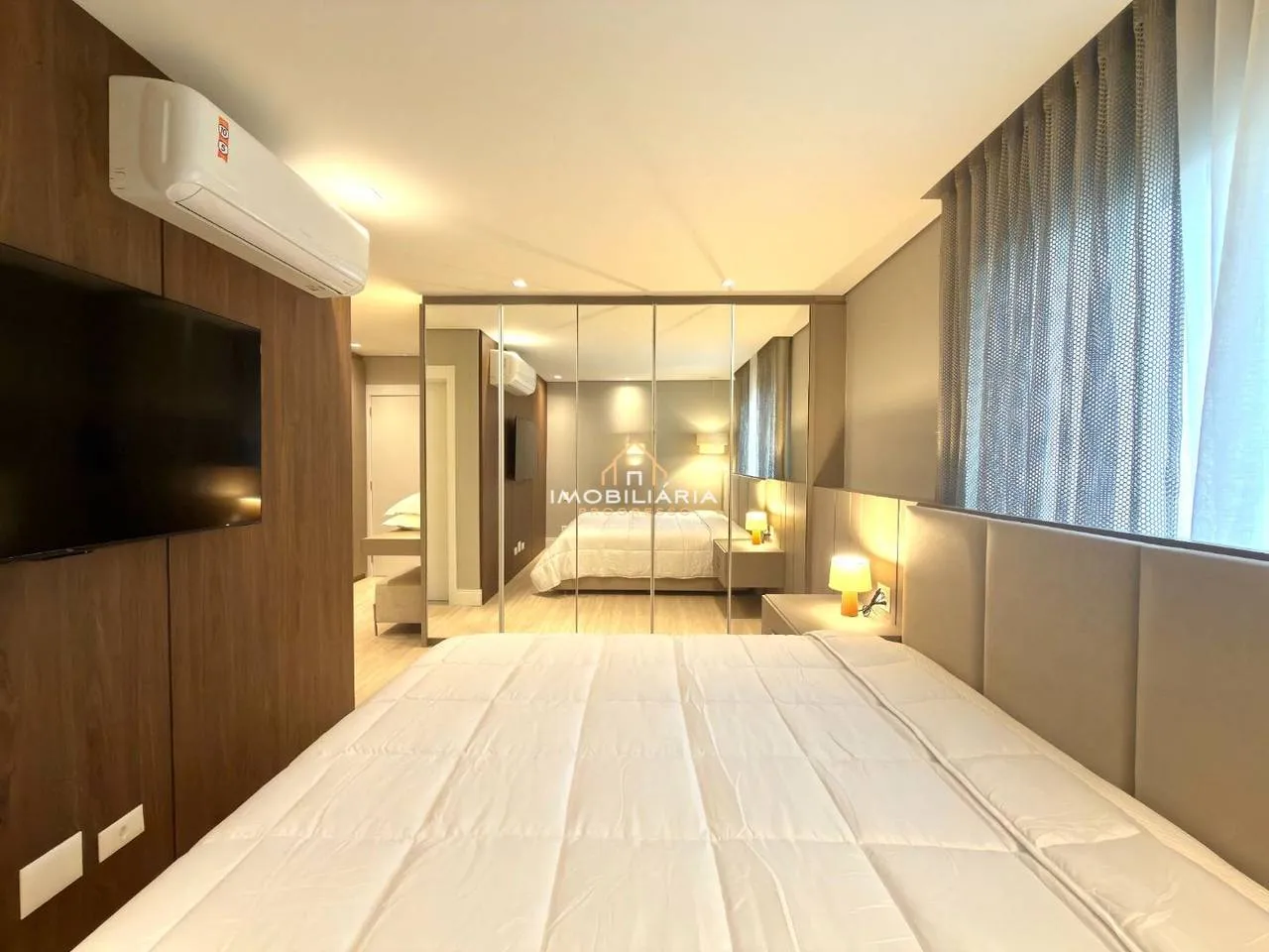 Floor-to-ceiling windows in a 3-bedroom apartment, 138 m² — photo 22
