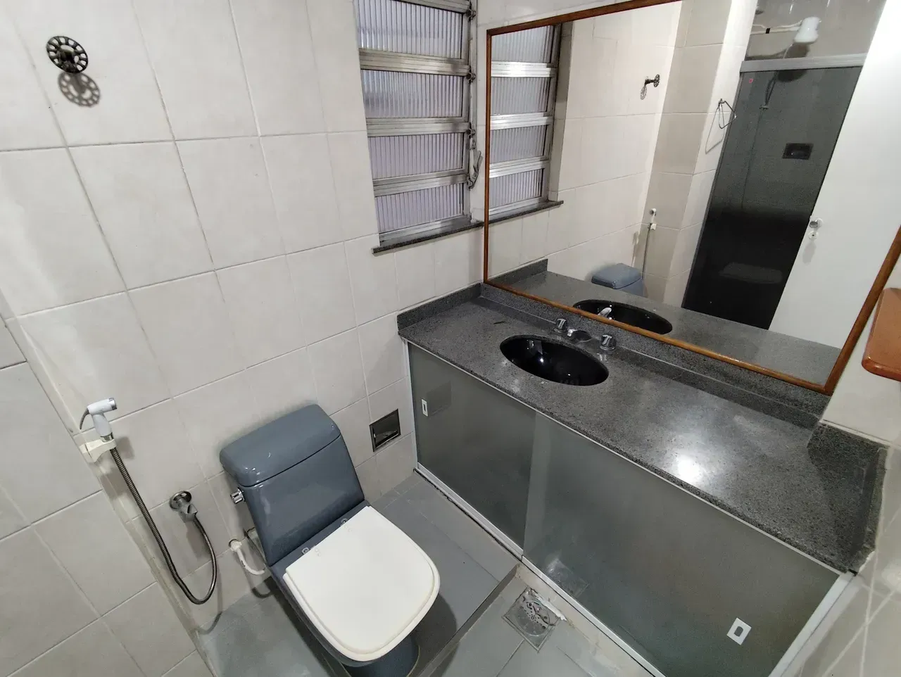 2-bedroom apartment with a separate, closed kitchen — photo 5