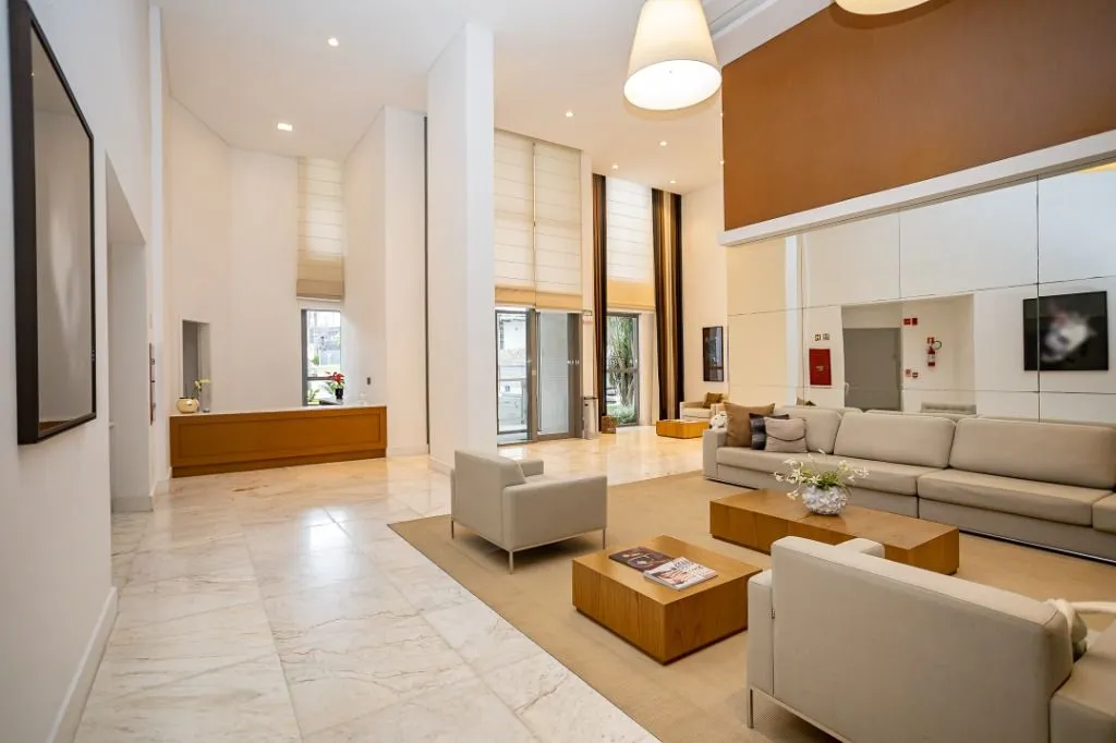 Apartamento com 3 quartos e 160 m², cozinha com fogão a gás — photo 37