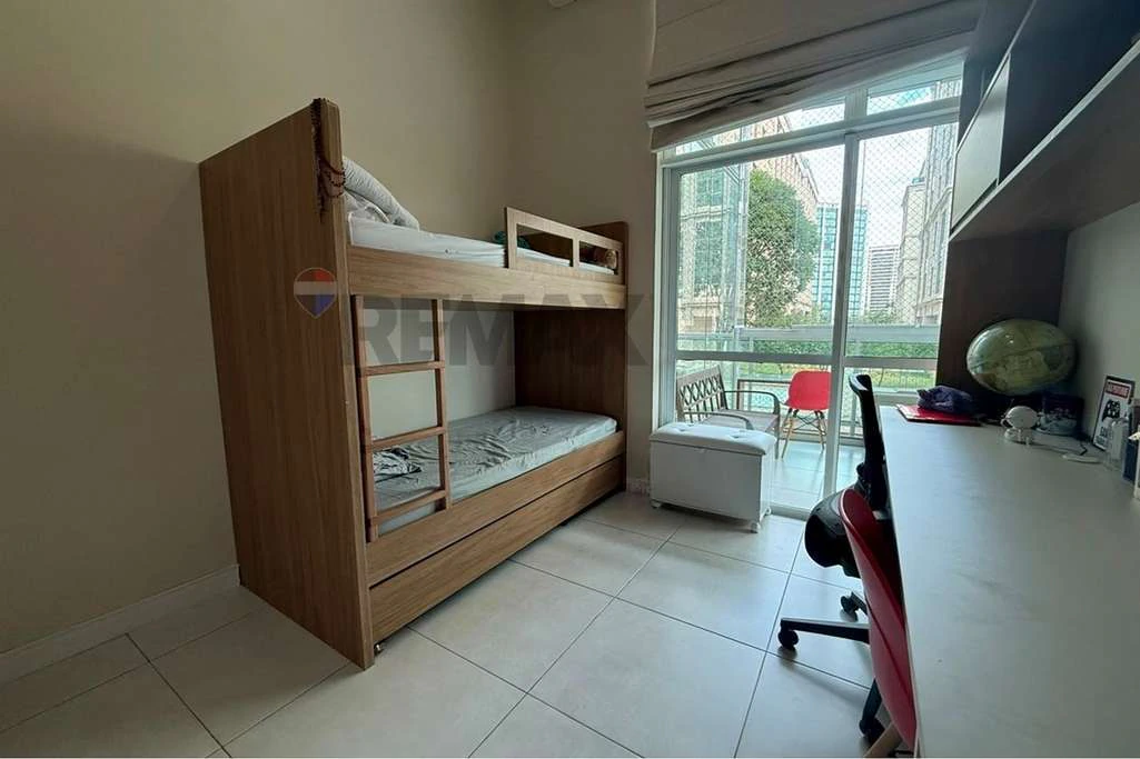 Furnished 2-bedroom apartment with 2 parking spots — photo 13