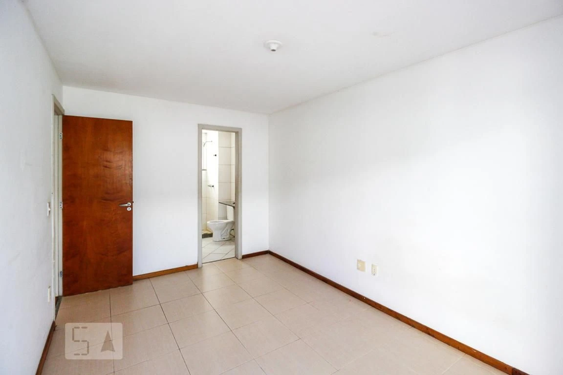 Apartamento sem mobília com 3 quartos e 2 banheiros — photo 31