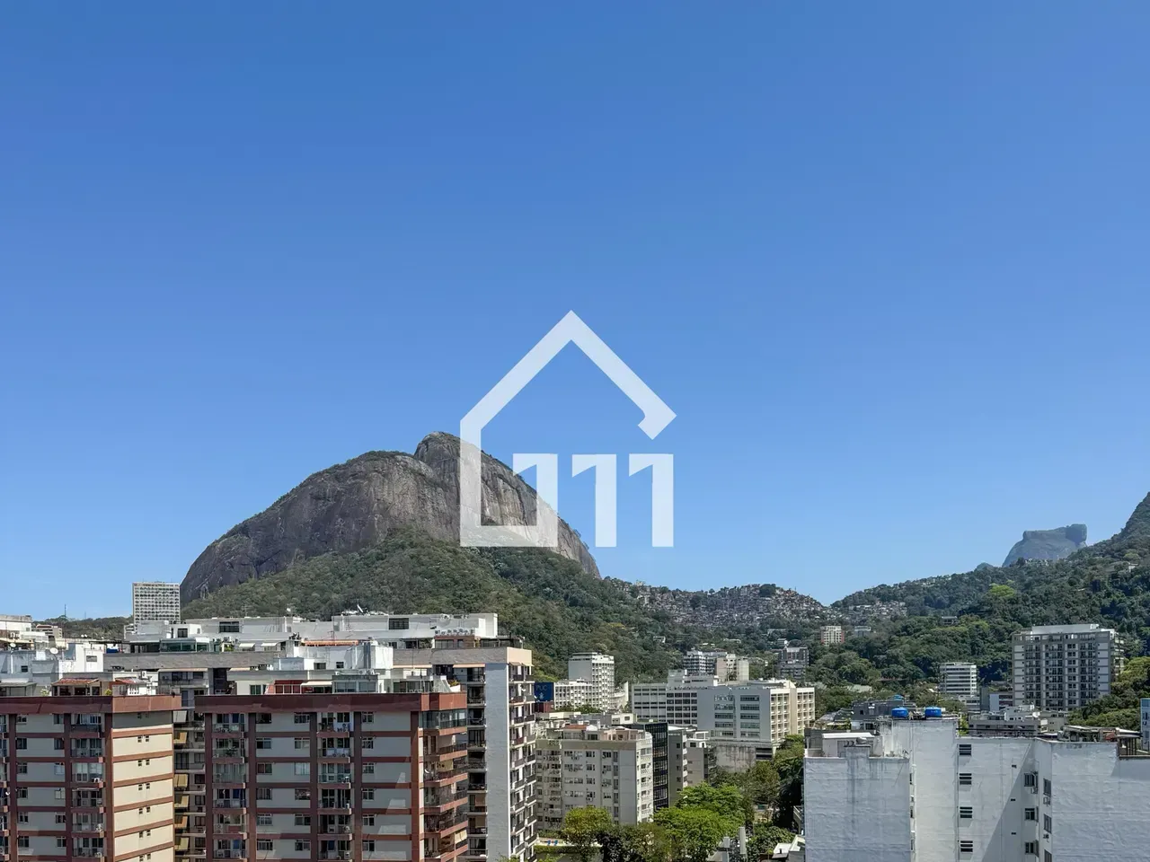Furnished 3-bedroom apartment with 115 m² — photo 17