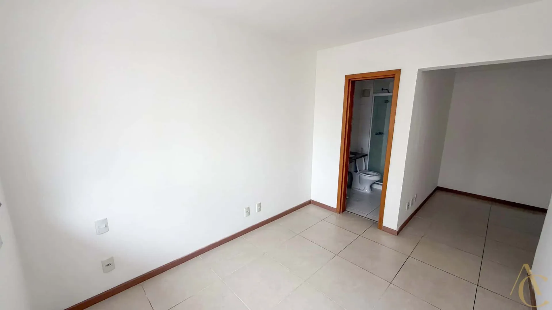 3-bedroom apartment with 3 bathrooms and 1 parking spot — photo 35