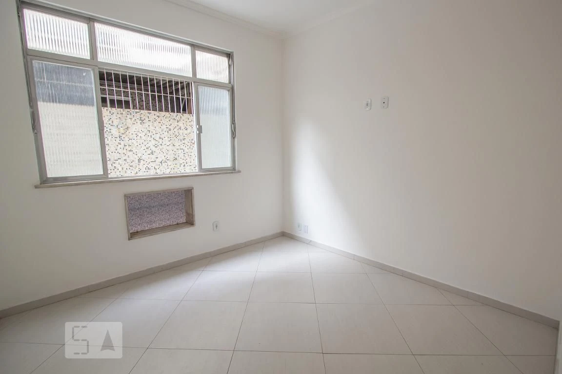 Apartamento de 3 habitaciones con jardín privado — photo 18