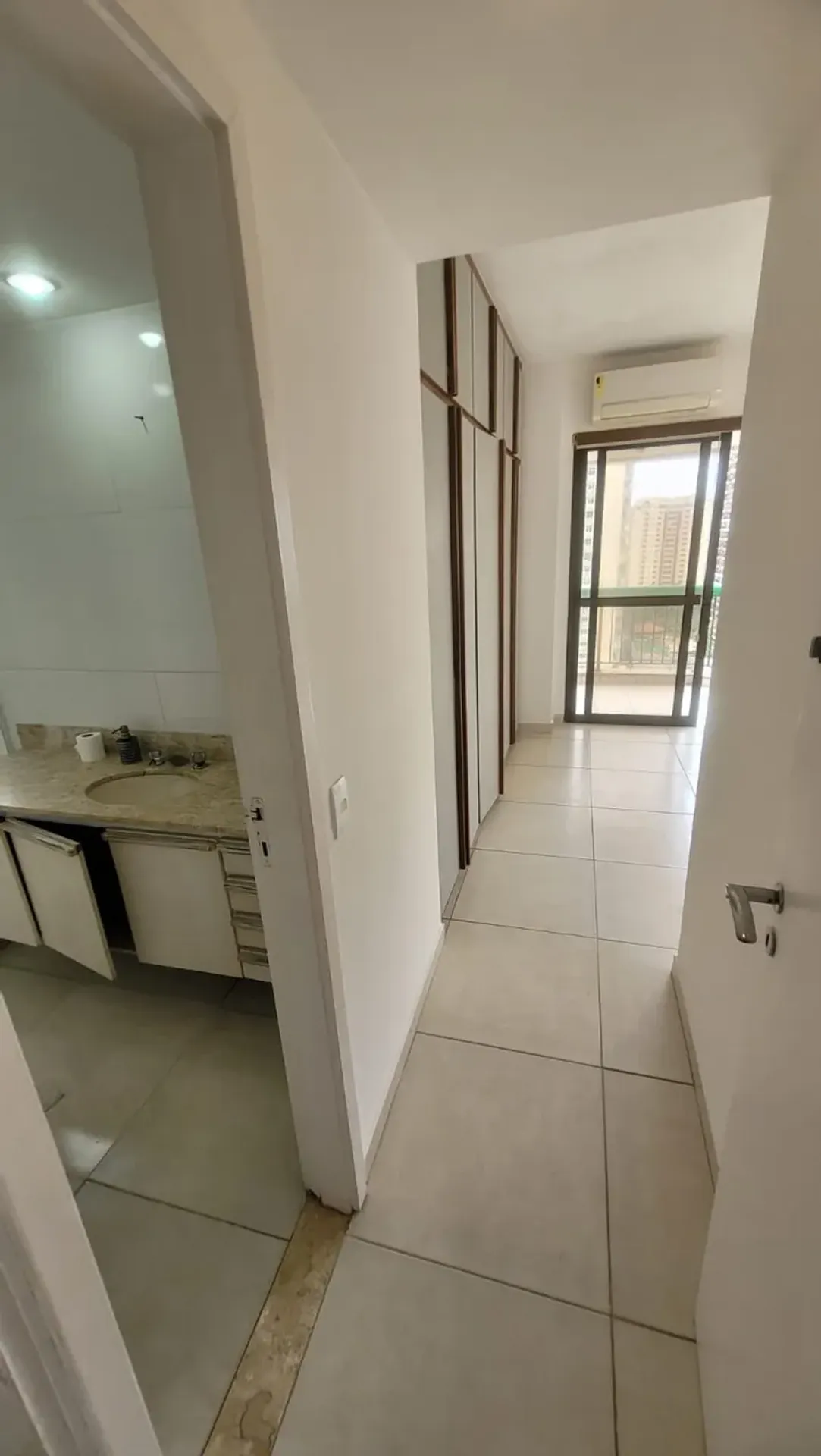 Park view in a 2-bedroom apartment, 105 m² — photo 16