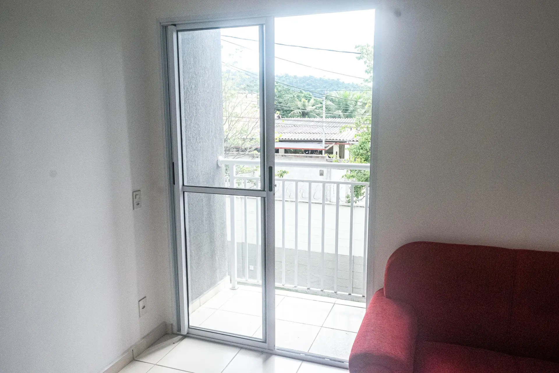 Apartamento sin muebles con 2 habitaciones y jardín privado — photo 33
