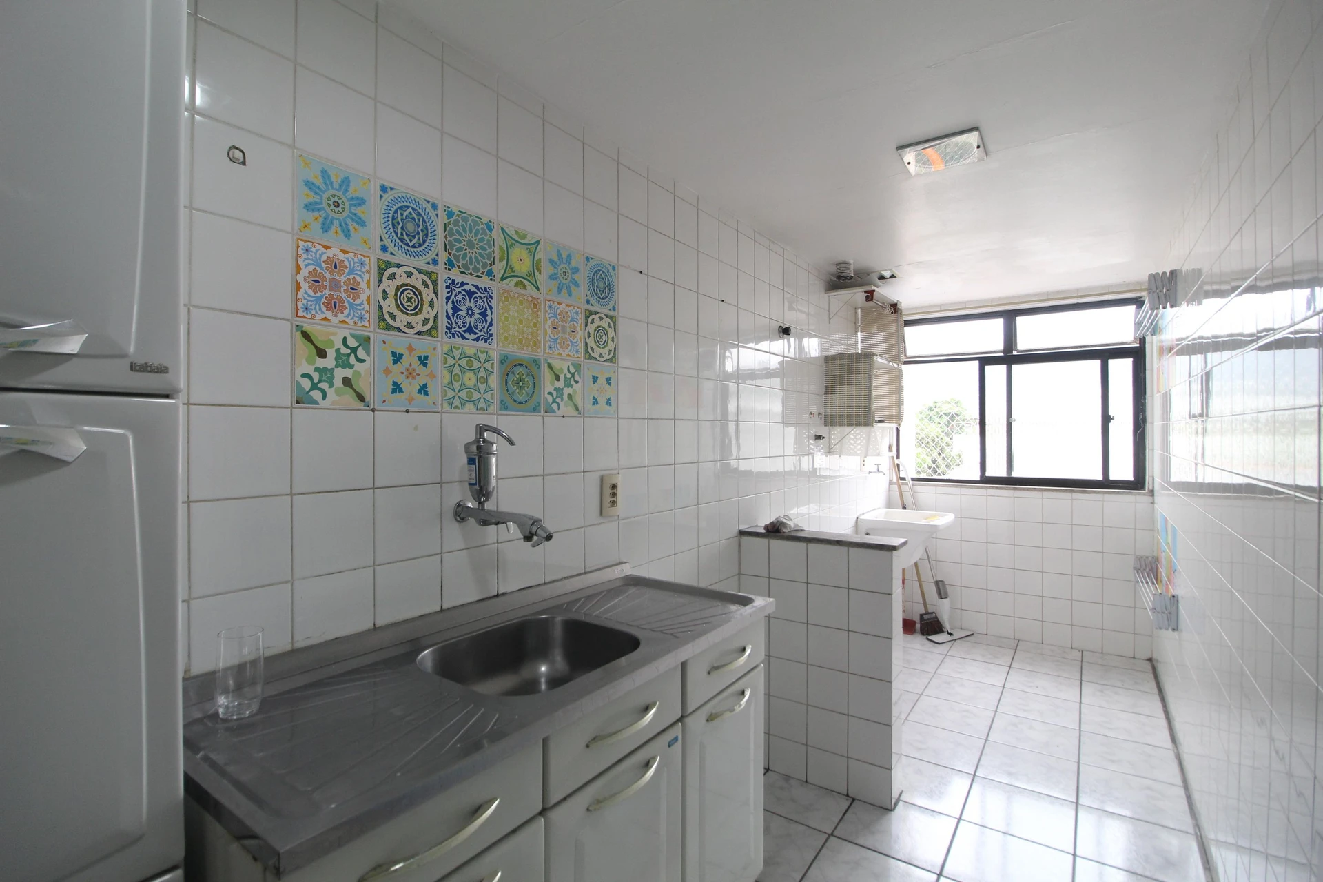 2-bedroom apartment with a mountain view in Rio de Janeiro — photo 10