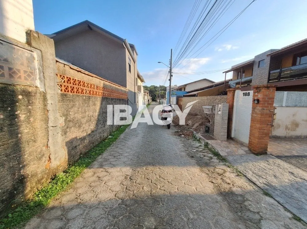Casa de 3 dormitorios con parrilla de balcón — photo 36