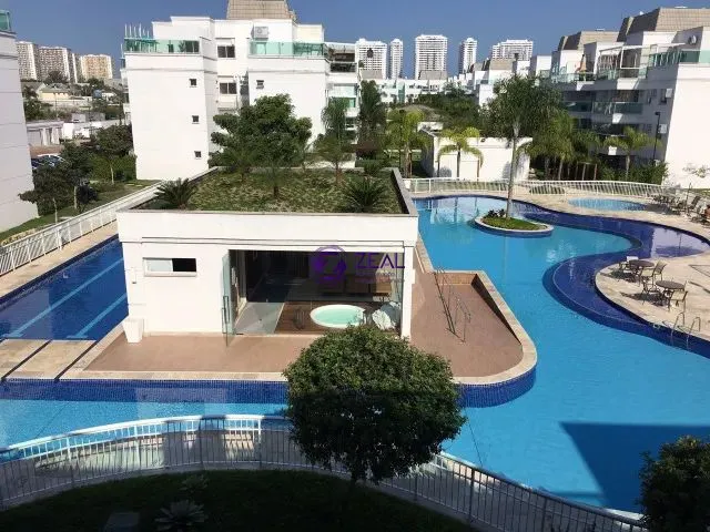 Furnished apartment with open-plan kitchen and 2 bedrooms — photo 20