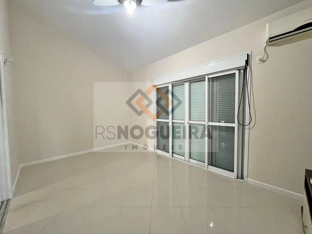 Furnished house, 317 m², with a bathtub — photo 2