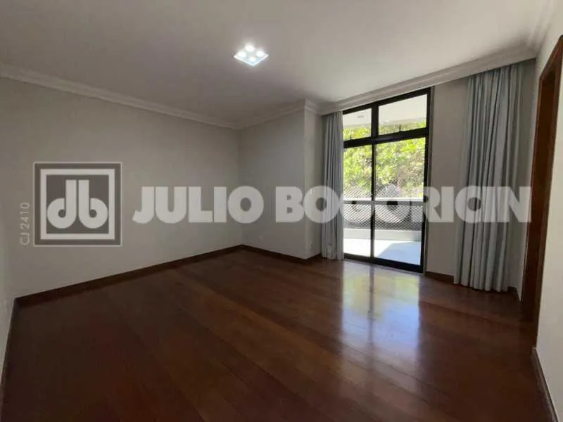 Apartamento sem mobília com 4 quartos e 5 banheiros — photo 5