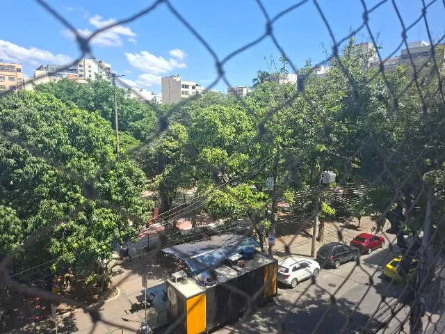 Apartamento com 2 quartos e cozinha separada — photo 15