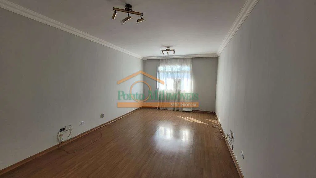 2-bedroom apartment with a washing machine in Curitiba — photo 7