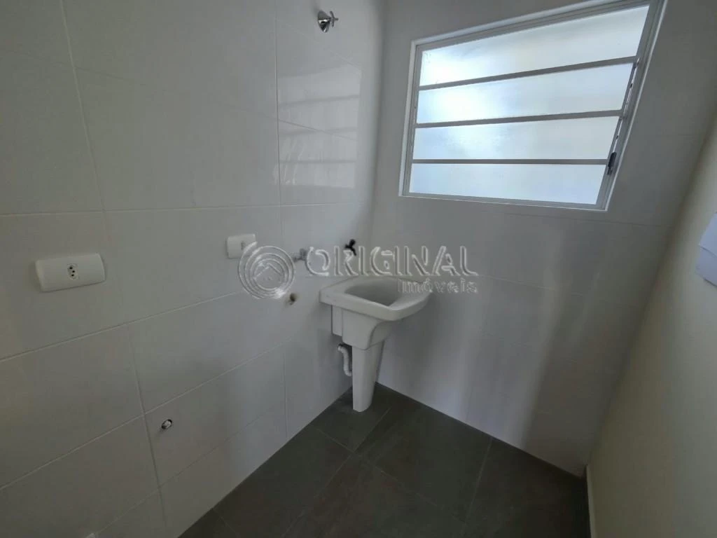 Departamento con balcón cerrado con vidrio en Curitiba — photo 11
