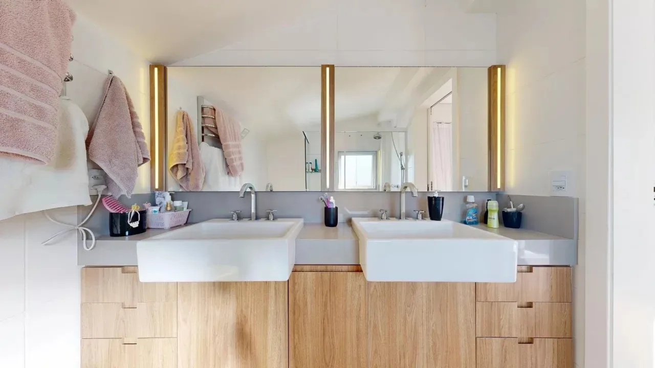 Furnished 310 m² penthouse with 3 en-suite rooms — photo 19