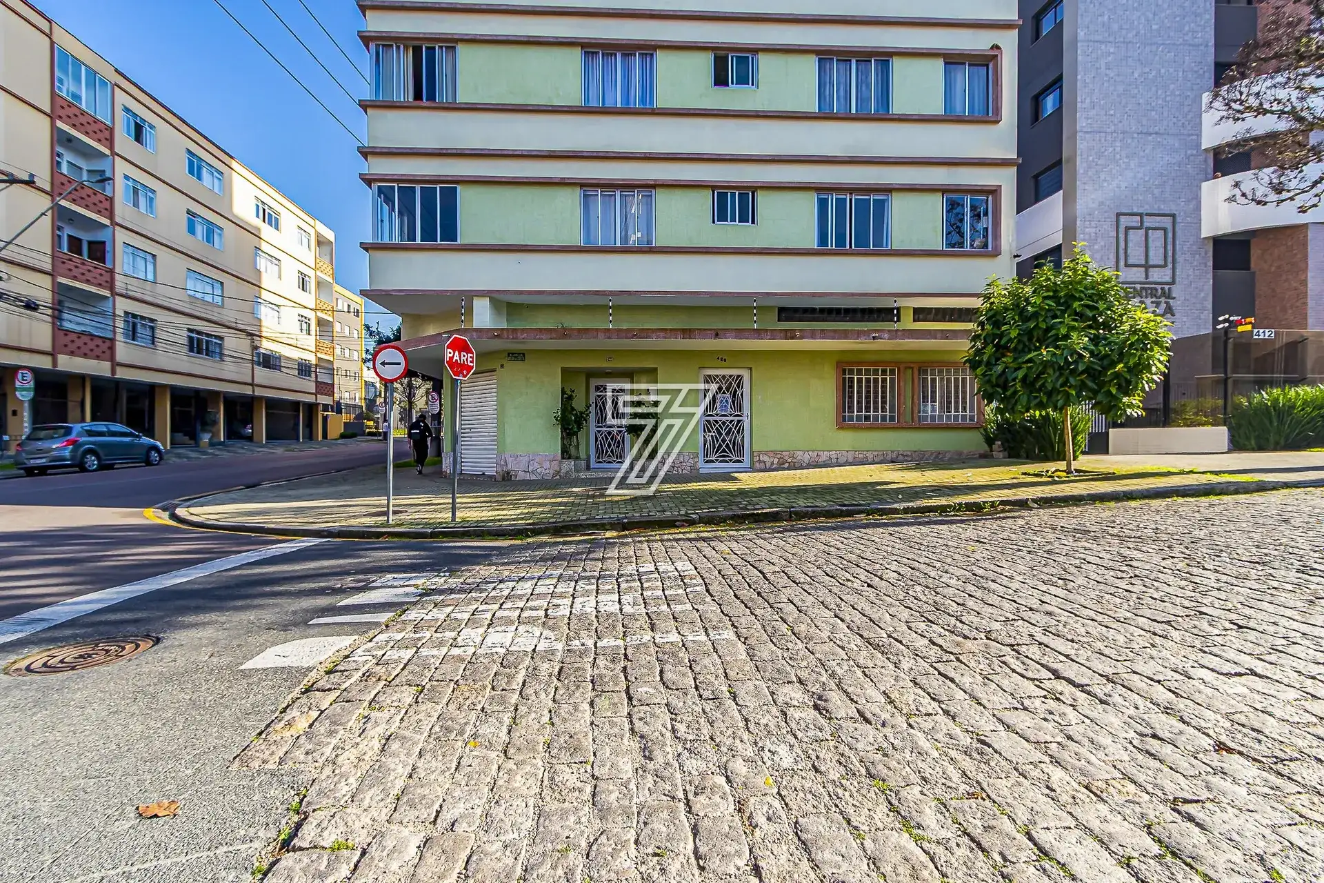 Apartamento para locação: 3 quartos, 1 banheiro e cozinha separada — photo 29