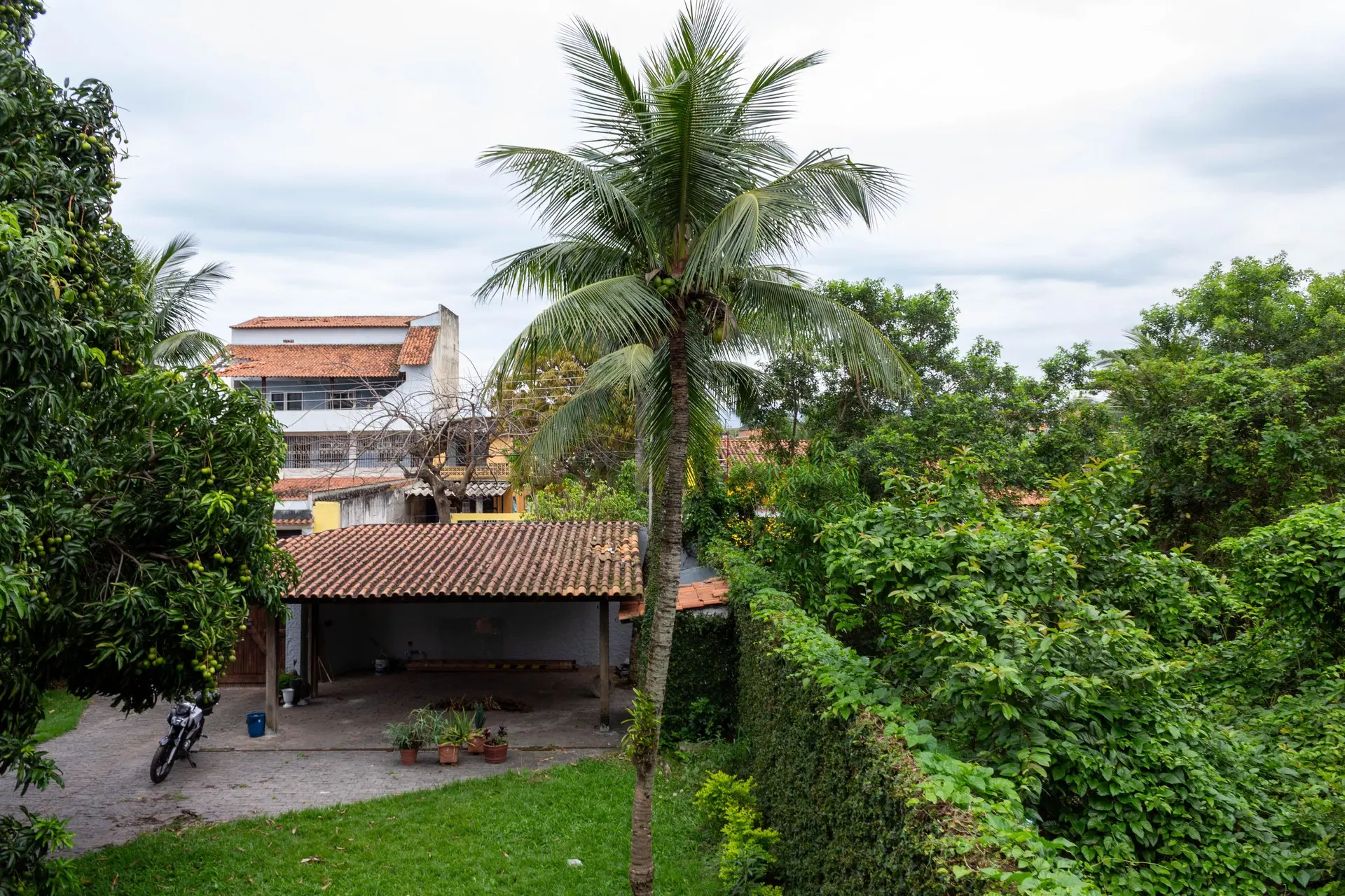 Casa de 3 dormitorios con bañera — photo 46