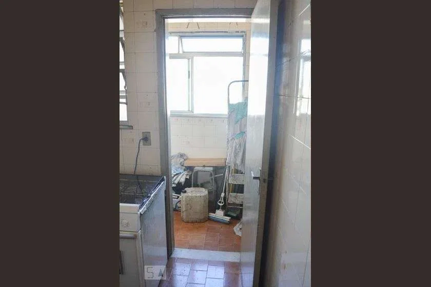2-bedroom apartment with a closed kitchen and gas stove — photo 22