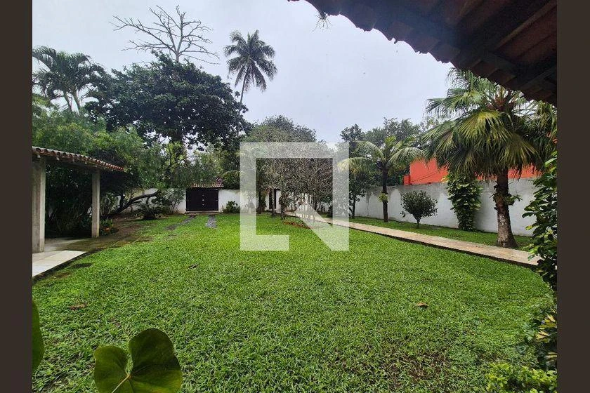 Casa para aluguel com 4 quartos e 2 suítes em 1500 m² — photo 50