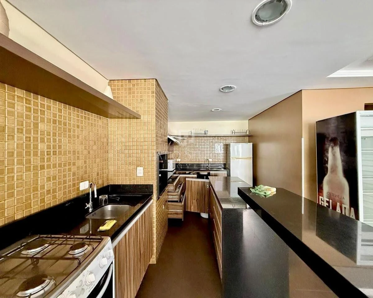 Furnished apartment with 2 bedrooms and glass balcony — photo 38